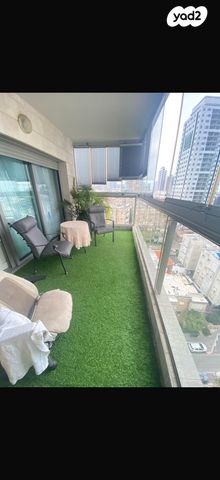 דירה, סוקולוב 2, נחלת גנים, רמת גן