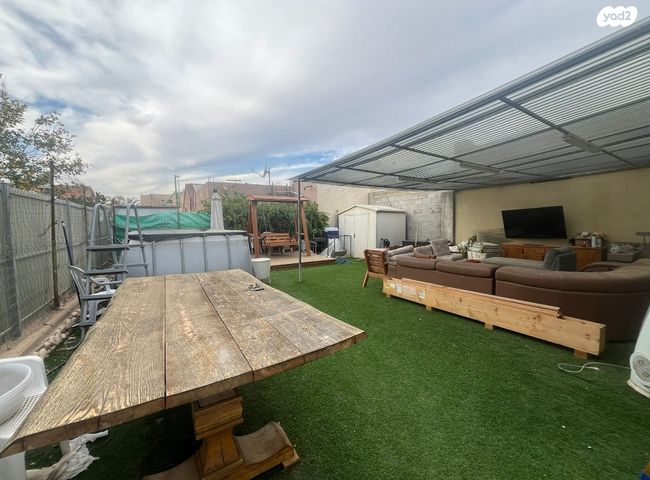 דו משפחתי, דביר 20, נווה מנחם, באר שבע