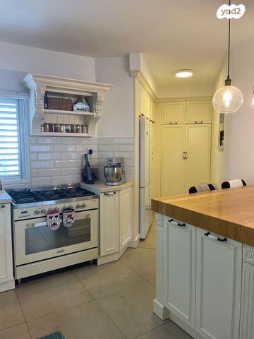 דירה, משה אבן עזרא 1, רובע ה', אשדוד