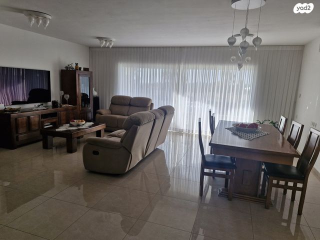 דופלקס, מארק שאגל 78, רובע ט"ו, אשדוד