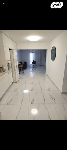 דו משפחתי, משעול חנוך 8, בני ישראל, קרית גת