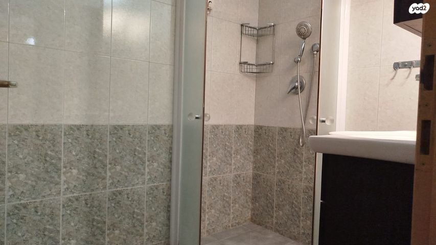 החשמונאים 1