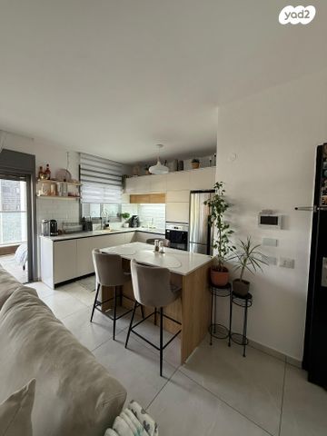 דירה, רזיאל 50, החותרים, טירת כרמל