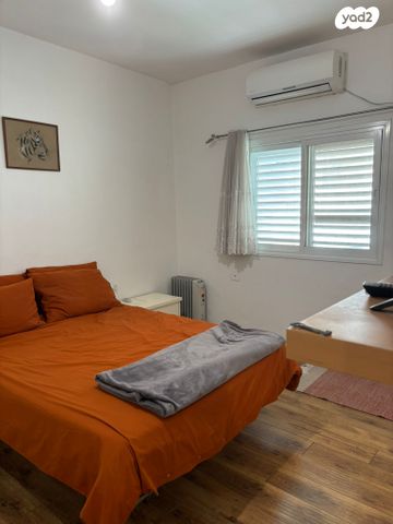 דירה, ארלוזורוב 33, שכונת חשמונאים, מרכז העיר א, רמת גן