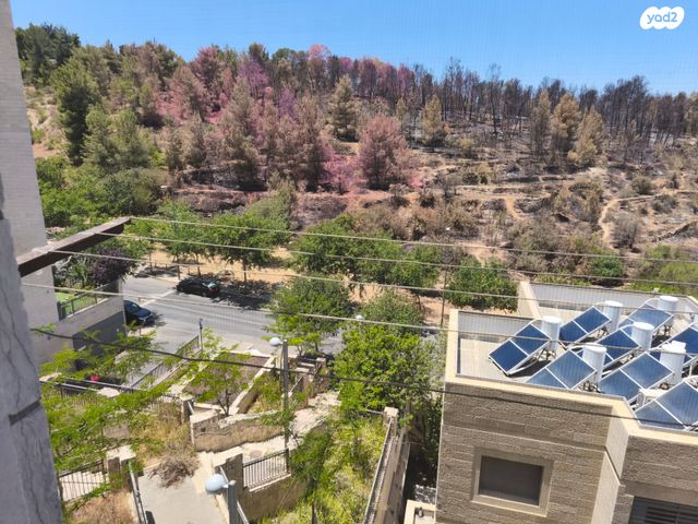 דירה, פסח חברוני 122, קרית היובל, ירושלים