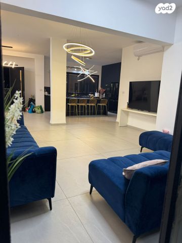 דירת גן, אפרים 16, מרכז העיר, סביניה, הוותיקה, קרית ביאליק