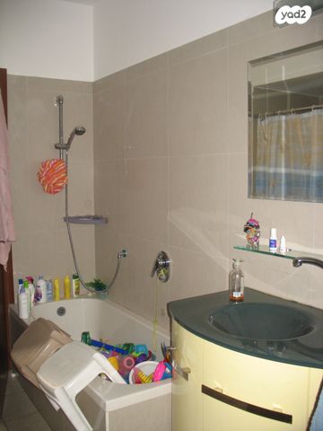 דירה, חיים טפר 2, נווה ניר, נס ציונה