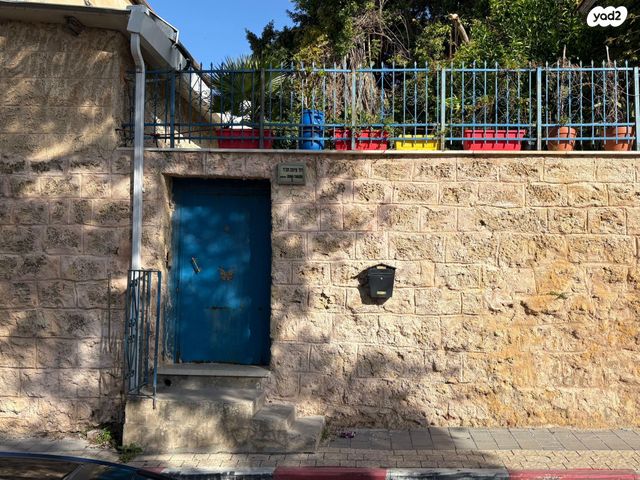 דירת גן, ציונה תג'ר 3, צהלון, שיכוני חסכון, תל אביב יפו