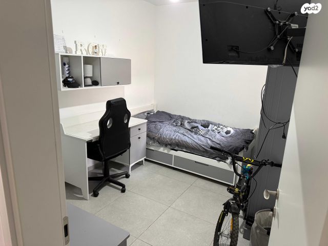 דירה, ריה"ל 4, אירוס, ירוחם