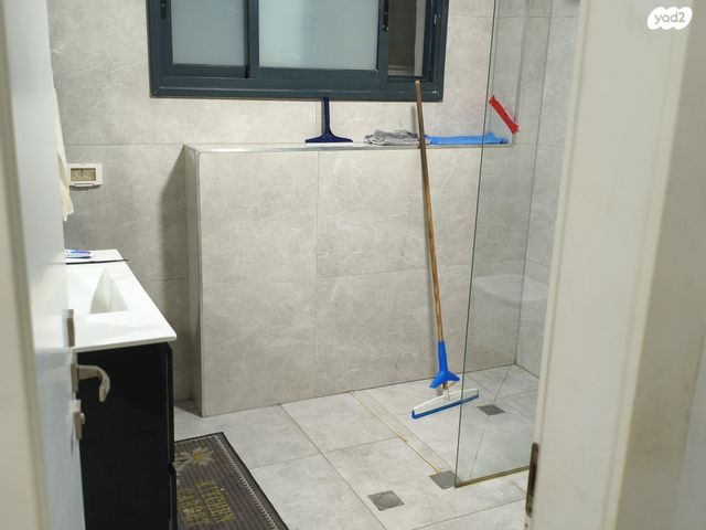 דירה, קרן היסוד 40, רובע ד', אשדוד