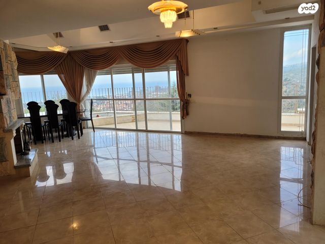 בית פרטי/ קוטג', יצחק רובינשטיין 18, הוד הכרמל, דניה, חיפה