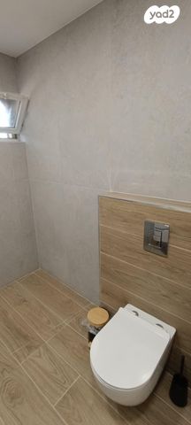 דירת גן, חוט השני 52, מגדים, מעלה אדומים