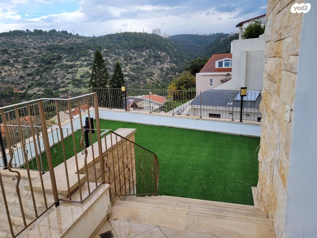 בית פרטי/ קוטג', יצחק רובינשטיין 18, הוד הכרמל, דניה, חיפה