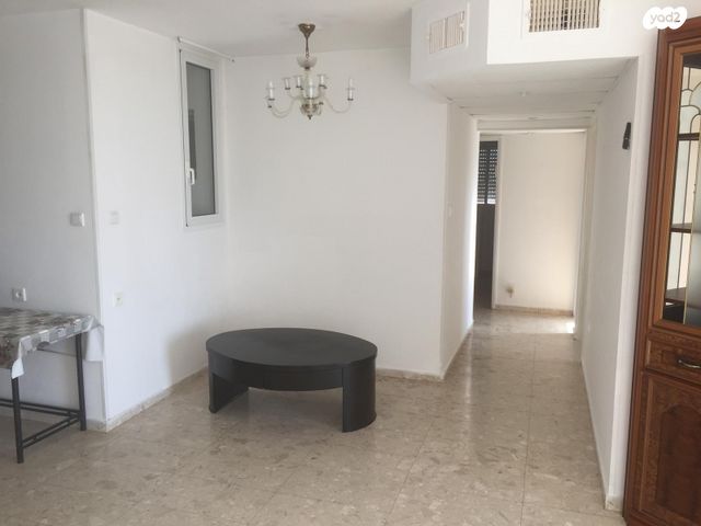 דירה, יגאל אלון 13, לב מוצקין, בנה ביתך, קרית מוצקין