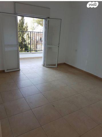 דירה, טשרניחובסקי 57, גבעת הורדים, רסקו, ירושלים