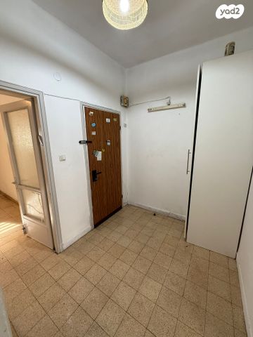 דירה, חיבת ציון 19, שכונת הלל, רמת גן