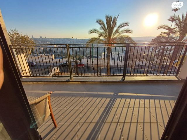 דירה, הרב עוזיאל 114, בית וגן, ירושלים