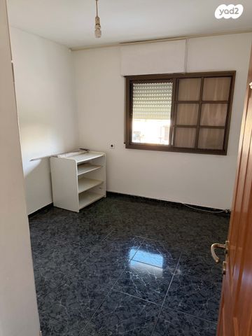 דירה, גיורא 17, צור שלום, קרית ביאליק