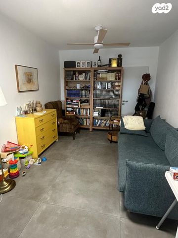 יחידת דיור, מעלה השחר 1, יקיר, יקיר