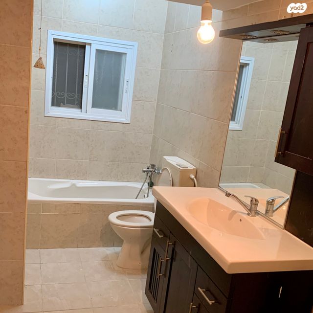 דירה, הרצל 13, עיר, מרכז העיר, נהריה