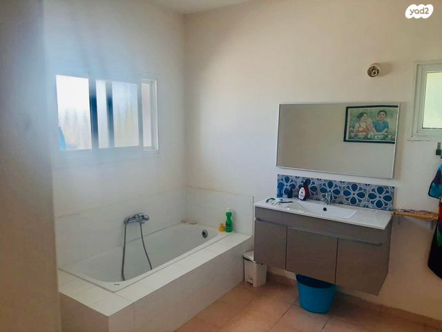 דירת גן, שדרות בן גוריון 3, גבעת עדן, זכרון יעקב