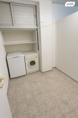 דירה, יוסף הגלילי 18, שכונת בן גוריון, מרכז העיר ג', רמת גן