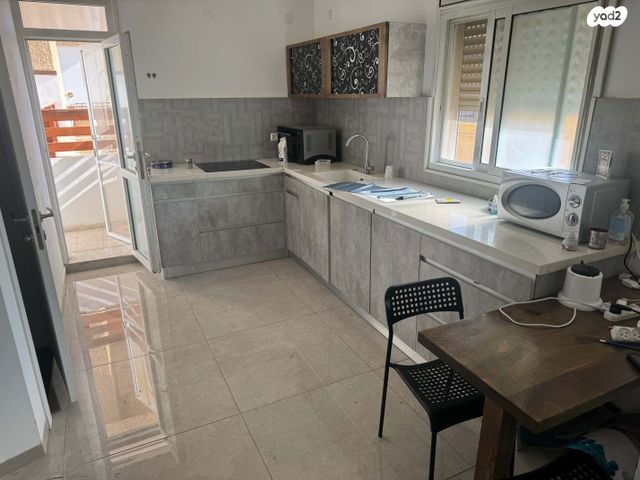 דירה, הרצל 2, עיר, מרכז העיר, נהריה