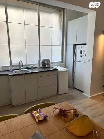 דירה, אשתורי הפרחי 16, הצפון הישן - צפון, תל אביב יפו