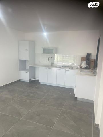 דירה, הגפן 2, כרמי הנדיב, אחוזת רוטנר, קרית מלאכי