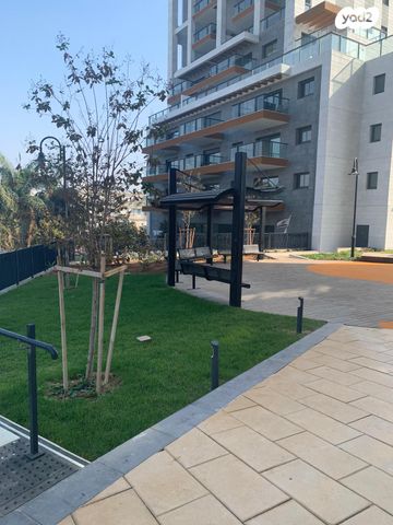 דירה, הרב הרצוג 6, צפון מערב מרכז העיר, נתניה