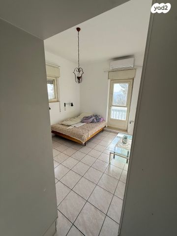 דירה, פרידריק שופן 2, קטמון הישנה, ירושלים