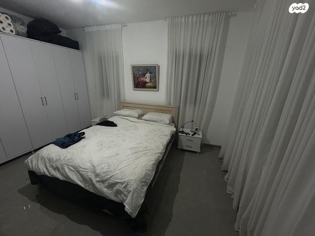 יחידת דיור, הדרור 1, חבר, חבר