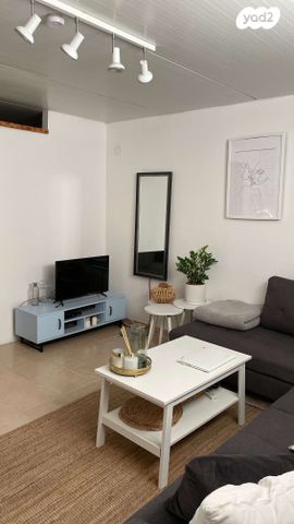 שיכון אלה 11