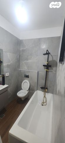 דירה, שדרות רמות 1, רמות, ירושלים