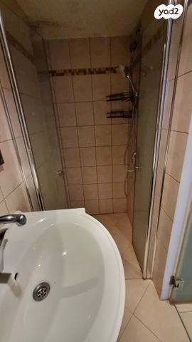 דירה, רמב"ם 4, מרכז, הרצליה