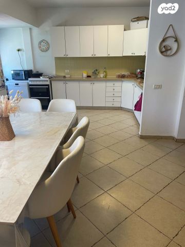 גג/ פנטהאוז, בארי 4, בית וקאנטרי, גיורא יוספטל, גבעת שמואל