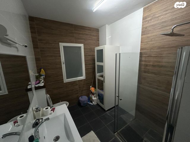 יחידת דיור, הדרור 1, חבר, חבר