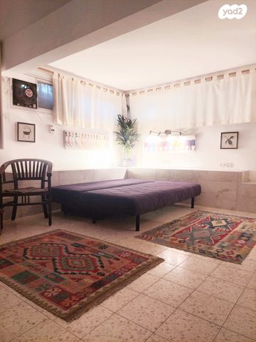 שושנת הכרמל 88