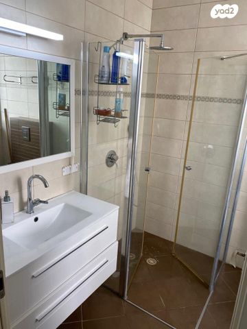 דירה, הרצל 27, מרכז, כפר סבא