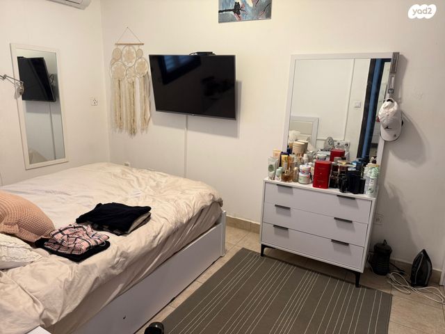 חנוך אלבק 28