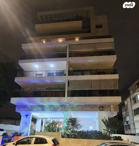 אהרון קרון 7