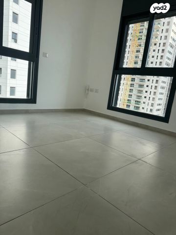 דירה, אמנון ליפקין שחק 1, נוף הטיילת, נתניה