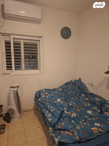 דירה, רש"י 29, רמב"ם, ראשון לציון