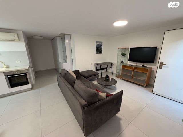 יחידת דיור, חיספין 4, נווה דקלים, ראשון לציון