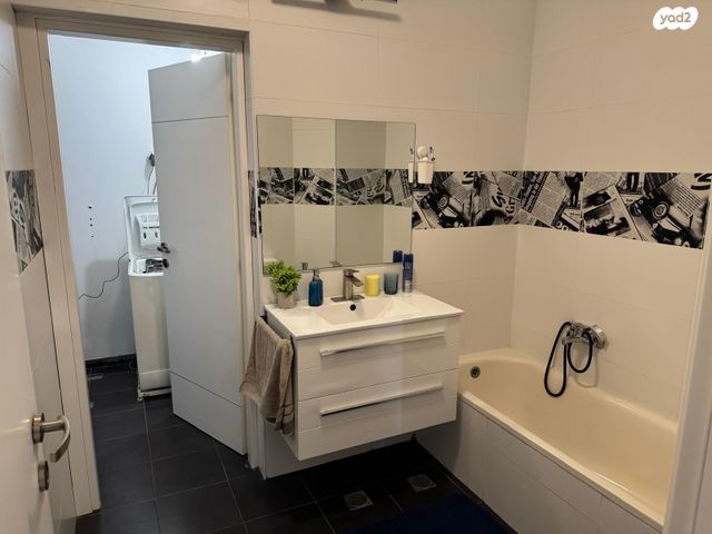 דירה, הגולן 4, קרית השרון, נתניה