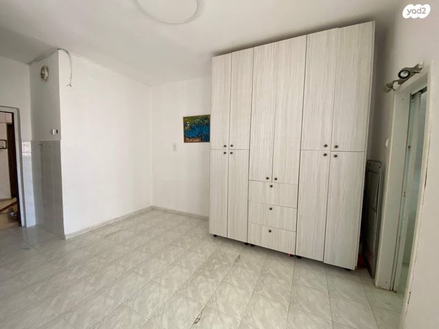 דירה, כיכר העצמאות 13, מרכז העיר דרום, נתניה