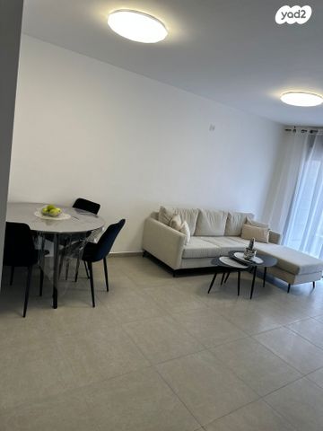 דירה, יונתן 12, נווה שמיר רמת בית שמש ה-1, בית שמש