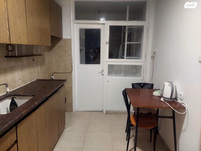 דירה, התעלה 9, קרית שרת מזרח, חולון