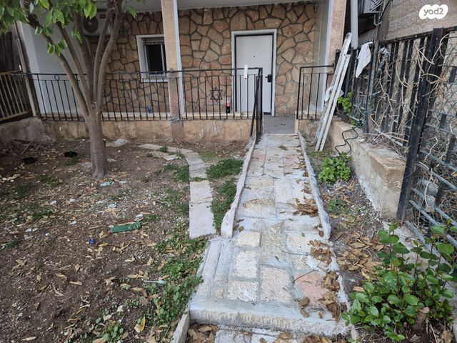 דירה, אנטיגונוס 25, קטמונים, ירושלים