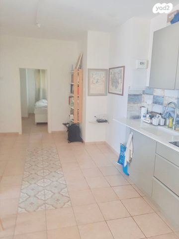 דירת גן, שדרות בן גוריון 3, גבעת עדן, זכרון יעקב